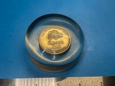 VINTAGE———$1—-SIERRA SID’S SPARKS NEVADA ——-GAMING TOKEN IN LUCITE picture