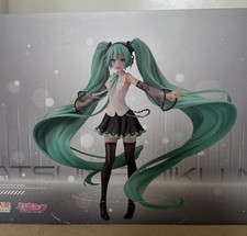 Piapro Characters Hatsune Miku NT 8.7in 1/8 Figure PVC Statue Good Smile Company picture