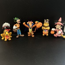 Rare Play Imaginative Disney Mini Figure World Halloween Set - Complete 5 Pc Lot picture