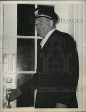 1943 Press Photo Pacific fleet Commander Adm Arthur W Radford at the White House picture