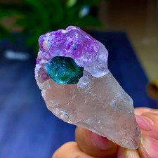 27G Natural green tourmaline quartz crystal cluster mineral specimen picture