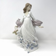 Lladro Spring Splendor 5898 Basket Flowers 12 Inch Porcelain Figurine Retired picture
