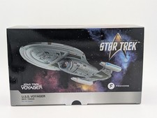 Fanhome U.S.S. Voyager NCC-74656 XL Eaglemoss Star Trek Starships + Mag picture