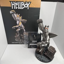 Hellboy Giant Robot Statue Mantic Series Dark Horse Direct Limited 254/500 picture